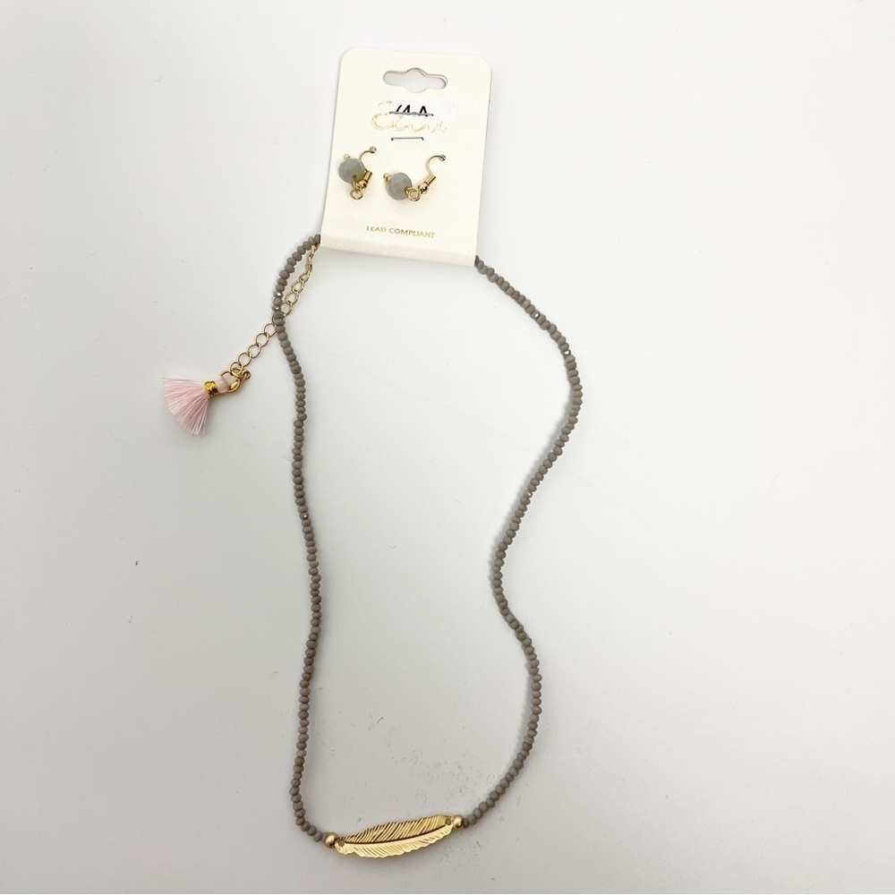 NWT Ella's Earrings and necklace with feather and tassel - Picture 2 of 5